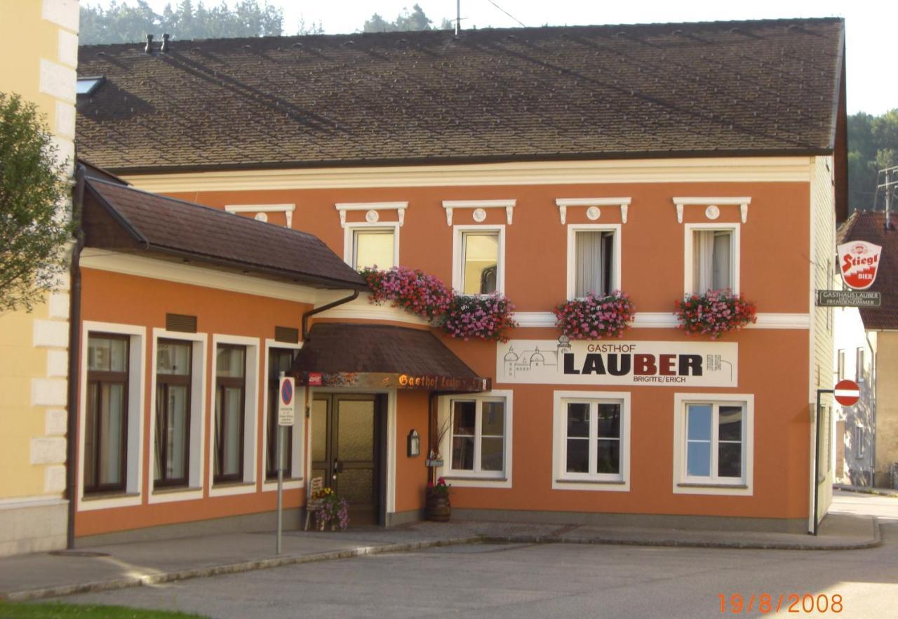 Gasthof Thuenauer Offenhausen Exterior photo