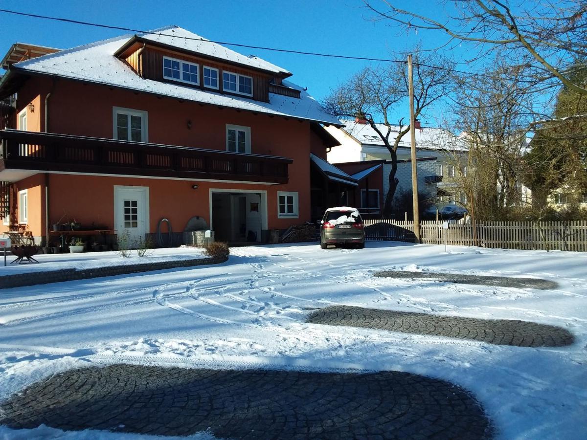 Gasthof Thuenauer Offenhausen Exterior photo